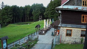 SkiAreál - Horský hotel Vsacký Cáb - Terasa horského hotelu - 9.6.2026 v 04:15 SkiAreál - Horský hotel Vsacký Cáb - Terasa horského hotelu - 9.6.2026 v 04:15