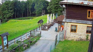 SkiAreál - Horský hotel Vsacký Cáb - Terasa horského hotelu - 9.6.2026 v 05:00 SkiAreál - Horský hotel Vsacký Cáb - Terasa horského hotelu - 9.6.2026 v 05:00