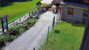 SkiAreál - Horský hotel Vsacký Cáb - Terasa horského hotelu - 9.6.2026 v 11:45 SkiAreál - Horský hotel Vsacký Cáb - Terasa horského hotelu - 9.6.2026 v 11:45