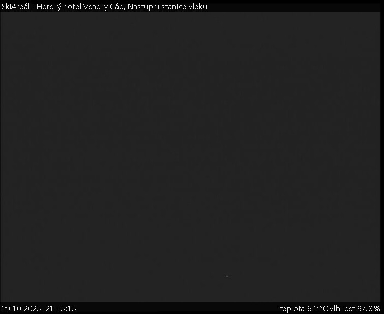 SkiAreál - Horský hotel Vsacký Cáb - Nastupní stanice vleku - 29.10.2025 v 21:15 SkiAreál - Horský hotel Vsacký Cáb - Nastupní stanice vleku - 29.10.2025 v 21:15
