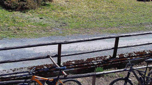 SkiAreál - Horský hotel Vsacký Cáb - Nastupní stanice vleku - 5.4.2026 v 13:15 SkiAreál - Horský hotel Vsacký Cáb - Nastupní stanice vleku - 5.4.2026 v 13:15