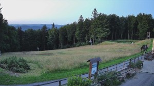 SkiAreál - Horský hotel Vsacký Cáb - Nastupní stanice vleku - 26.7.2026 v 04:45 SkiAreál - Horský hotel Vsacký Cáb - Nastupní stanice vleku - 26.7.2026 v 04:45