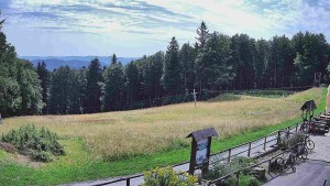 SkiAreál – Berghotel Vsacký Cáb - Einstiegsstation des Skilifts - 1.8.2026 v 11:45 SkiAreál – Berghotel Vsacký Cáb - Einstiegsstation des Skilifts - 1.8.2026 v 11:45