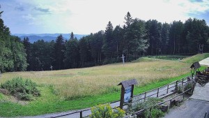SkiAreál – Berghotel Vsacký Cáb - Einstiegsstation des Skilifts - 1.8.2026 v 13:45 SkiAreál – Berghotel Vsacký Cáb - Einstiegsstation des Skilifts - 1.8.2026 v 13:45