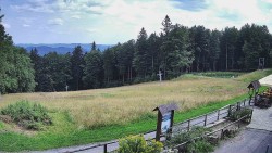 Lift boarding station