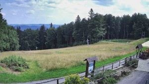 SkiAreál – Berghotel Vsacký Cáb - Einstiegsstation des Skilifts - 1.8.2026 v 14:45 SkiAreál – Berghotel Vsacký Cáb - Einstiegsstation des Skilifts - 1.8.2026 v 14:45