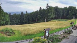 Lift boarding station