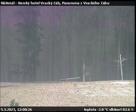SkiAreál - Horský hotel Vsacký Cáb - Panorama z Vsackého Cábu - 5.3.2023 v 12:00