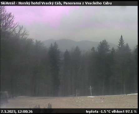 SkiAreál - Horský hotel Vsacký Cáb - Panorama z Vsackého Cábu - 7.3.2023 v 12:00