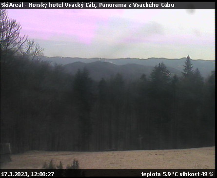 SkiAreál - Horský hotel Vsacký Cáb - Panorama z Vsackého Cábu - 17.3.2023 v 12:00
