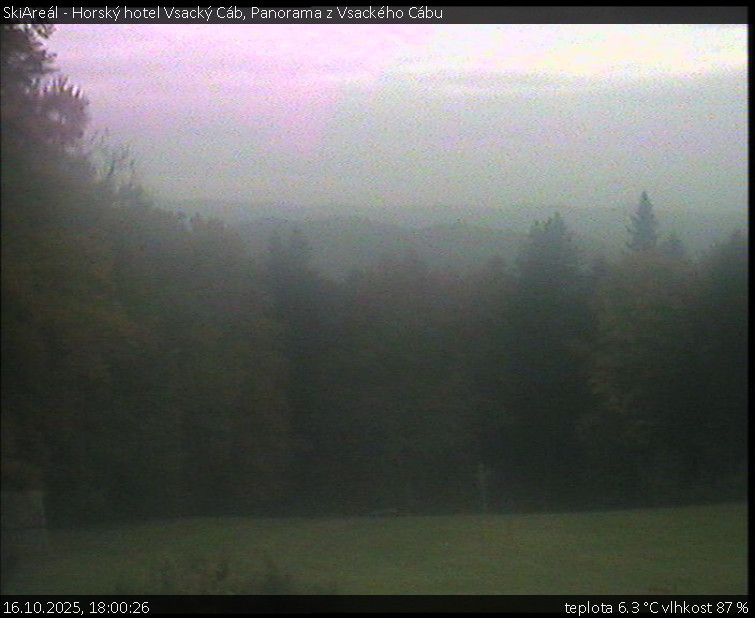 SkiAreál - Horský hotel Vsacký Cáb - Panorama z Vsackého Cábu - 16.10.2025 v 18:00 SkiAreál - Horský hotel Vsacký Cáb - Panorama z Vsackého Cábu - 16.10.2025 v 18:00