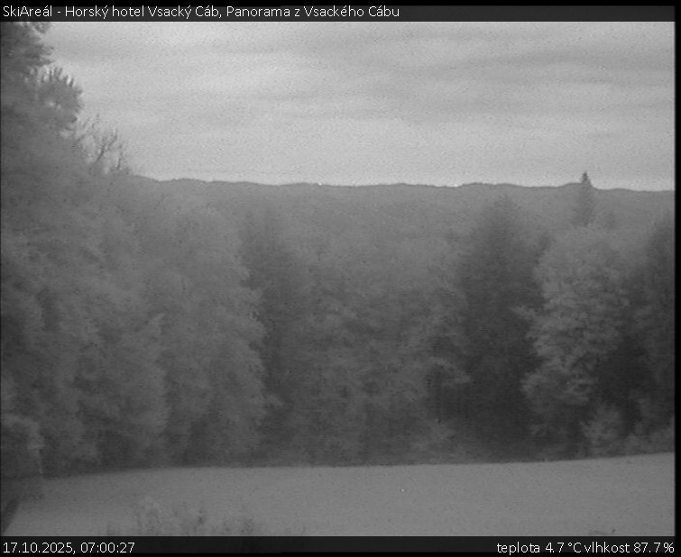 SkiAreál - Horský hotel Vsacký Cáb - Panorama z Vsackého Cábu - 17.10.2025 v 07:00 SkiAreál - Horský hotel Vsacký Cáb - Panorama z Vsackého Cábu - 17.10.2025 v 07:00