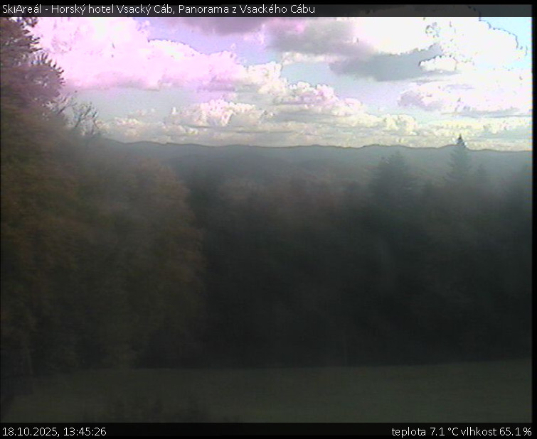 SkiAreál - Horský hotel Vsacký Cáb - Panorama z Vsackého Cábu - 18.10.2025 v 13:45 SkiAreál - Horský hotel Vsacký Cáb - Panorama z Vsackého Cábu - 18.10.2025 v 13:45