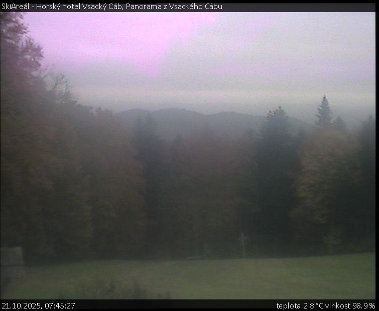 SkiAreál - Horský hotel Vsacký Cáb - Panorama z Vsackého Cábu - 21.10.2025 v 07:45 SkiAreál - Horský hotel Vsacký Cáb - Panorama z Vsackého Cábu - 21.10.2025 v 07:45
