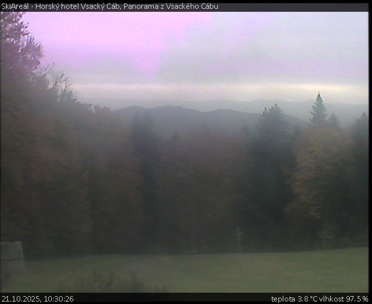 SkiAreál - Horský hotel Vsacký Cáb - Panorama z Vsackého Cábu - 21.10.2025 v 10:30 SkiAreál - Horský hotel Vsacký Cáb - Panorama z Vsackého Cábu - 21.10.2025 v 10:30