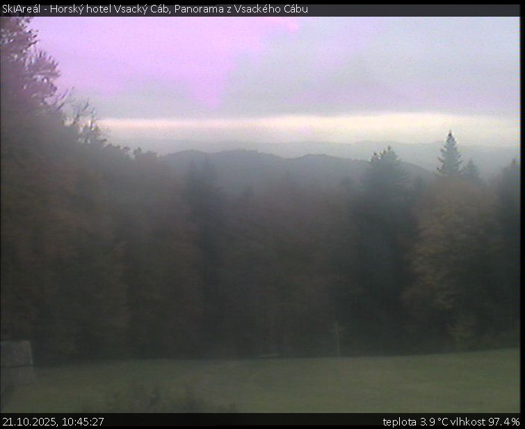 SkiAreál - Horský hotel Vsacký Cáb - Panorama z Vsackého Cábu - 21.10.2025 v 10:45 SkiAreál - Horský hotel Vsacký Cáb - Panorama z Vsackého Cábu - 21.10.2025 v 10:45