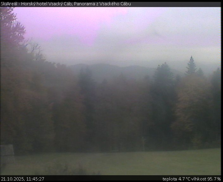SkiAreál - Horský hotel Vsacký Cáb - Panorama z Vsackého Cábu - 21.10.2025 v 11:45 SkiAreál - Horský hotel Vsacký Cáb - Panorama z Vsackého Cábu - 21.10.2025 v 11:45