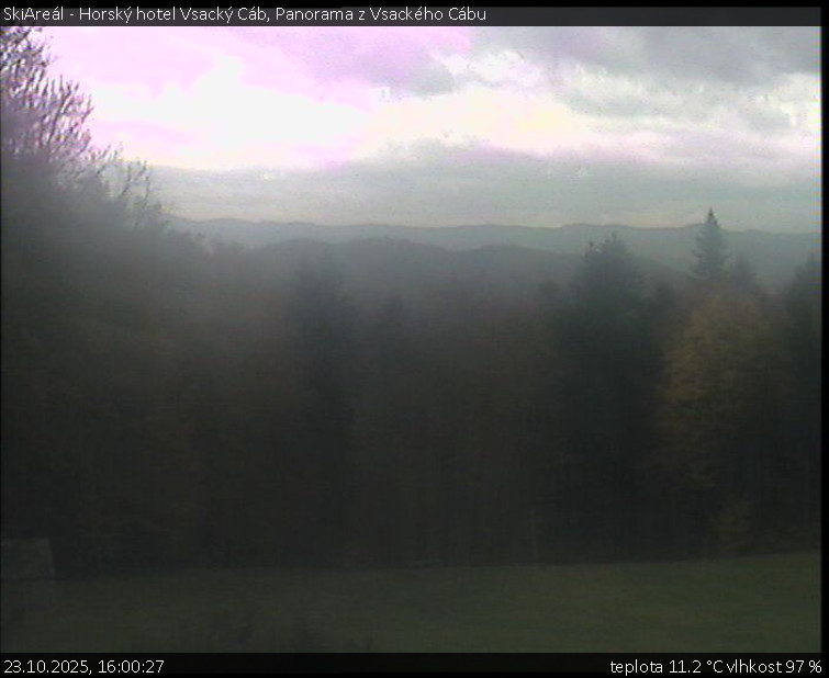 SkiAreál - Horský hotel Vsacký Cáb - Panorama z Vsackého Cábu - 23.10.2025 v 16:00 SkiAreál - Horský hotel Vsacký Cáb - Panorama z Vsackého Cábu - 23.10.2025 v 16:00