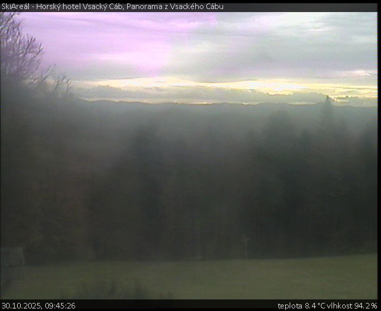 SkiAreál - Horský hotel Vsacký Cáb - Panorama z Vsackého Cábu - 30.10.2025 v 09:45 SkiAreál - Horský hotel Vsacký Cáb - Panorama z Vsackého Cábu - 30.10.2025 v 09:45