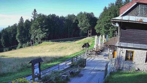 SkiAreál – Berghotel Vsacký Cáb - Panorama z Vsackiego Cáb - 8.8.2026 v 07:45 SkiAreál – Berghotel Vsacký Cáb - Panorama z Vsackiego Cáb - 8.8.2026 v 07:45