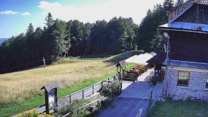 SkiAreál – Berghotel Vsacký Cáb - Panorama z Vsackiego Cáb - 8.8.2026 v 15:45 SkiAreál – Berghotel Vsacký Cáb - Panorama z Vsackiego Cáb - 8.8.2026 v 15:45