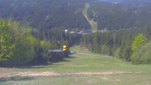 Skiareál Bílá - Lyžařské svahy, Smrk, Lysá hora - 30.4.2025 v 14:00 Skiareál Bílá - Lyžařské svahy, Smrk, Lysá hora - 30.4.2025 v 14:00