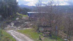 Skiareál Bílá - Lanovka - výstupní stanice - 20.4.2024 v 15:00