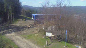 Skiareál Bílá - Lanovka - výstupní stanice - 27.4.2024 v 10:00