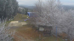 Skiareál Bílá - Lanovka - výstupní stanice - 14.11.2024 v 15:00 Skiareál Bílá - Lanovka - výstupní stanice - 14.11.2024 v 15:00