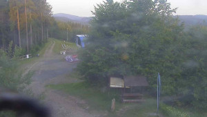 Skiareál Bílá - Lanovka - výstupní stanice - 23.6.2025 v 05:00 Skiareál Bílá - Lanovka - výstupní stanice - 23.6.2025 v 05:00