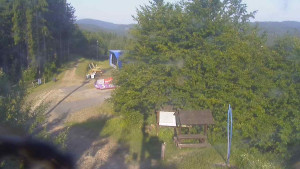 Skiareál Bílá - Lanovka - výstupní stanice - 23.6.2025 v 07:00 Skiareál Bílá - Lanovka - výstupní stanice - 23.6.2025 v 07:00