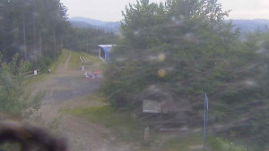 Skiareál Bílá - Lanovka - výstupní stanice - 23.6.2025 v 19:00 Skiareál Bílá - Lanovka - výstupní stanice - 23.6.2025 v 19:00