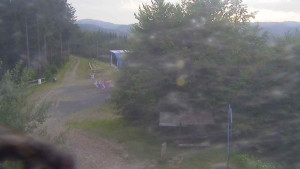 Skiareál Bílá - Lanovka - výstupní stanice - 23.6.2025 v 20:00 Skiareál Bílá - Lanovka - výstupní stanice - 23.6.2025 v 20:00