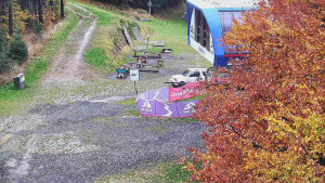 Skiareál Bílá - Lanovka - výstupní stanice - 24.10.2025 v 14:31 Skiareál Bílá - Lanovka - výstupní stanice - 24.10.2025 v 14:31