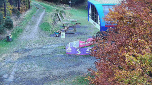 Skiareál Bílá - Lanovka - výstupní stanice - 24.10.2025 v 15:31 Skiareál Bílá - Lanovka - výstupní stanice - 24.10.2025 v 15:31