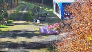 Skiareál Bílá - Lanovka - výstupní stanice - 29.10.2025 v 10:31 Skiareál Bílá - Lanovka - výstupní stanice - 29.10.2025 v 10:31