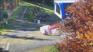 Skiareál Bílá - Lanovka - výstupní stanice - 29.10.2025 v 12:01 Skiareál Bílá - Lanovka - výstupní stanice - 29.10.2025 v 12:01