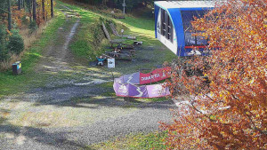 Skiareál Bílá - Lanovka - výstupní stanice - 29.10.2025 v 12:31 Skiareál Bílá - Lanovka - výstupní stanice - 29.10.2025 v 12:31