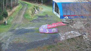 Skiareál Bílá - Lanovka - výstupní stanice - 6.11.2025 v 07:01 Skiareál Bílá - Lanovka - výstupní stanice - 6.11.2025 v 07:01