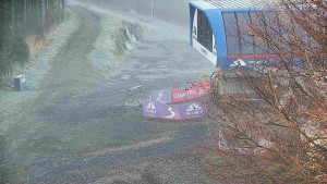 Skiareál Bílá - Lanovka - výstupní stanice - 14.11.2025 v 08:01 Skiareál Bílá - Lanovka - výstupní stanice - 14.11.2025 v 08:01