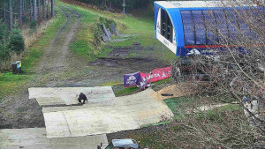 Skiareál Bílá - Lanovka - výstupní stanice - 14.11.2025 v 10:31 Skiareál Bílá - Lanovka - výstupní stanice - 14.11.2025 v 10:31