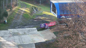Skiareál Bílá - Lanovka - výstupní stanice - 14.11.2025 v 14:01 Skiareál Bílá - Lanovka - výstupní stanice - 14.11.2025 v 14:01