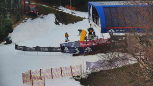 Skiareál Bílá - Lanovka - výstupní stanice - 7.12.2025 v 09:01 Skiareál Bílá - Lanovka - výstupní stanice - 7.12.2025 v 09:01