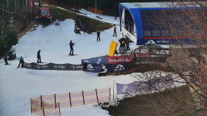 Skiareál Bílá - Lanovka - výstupní stanice - 7.12.2025 v 10:31 Skiareál Bílá - Lanovka - výstupní stanice - 7.12.2025 v 10:31