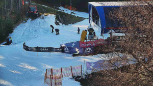 Skiareál Bílá - Lanovka - výstupní stanice - 7.12.2025 v 13:31 Skiareál Bílá - Lanovka - výstupní stanice - 7.12.2025 v 13:31