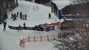 Skiareál Bílá - Lanovka - výstupní stanice - 7.1.2026 v 14:31 Skiareál Bílá - Lanovka - výstupní stanice - 7.1.2026 v 14:31