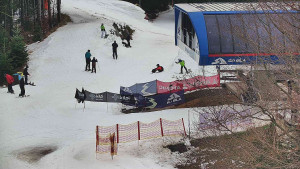 Skiareál Bílá - Lanovka - výstupní stanice - 13.2.2026 v 15:31 Skiareál Bílá - Lanovka - výstupní stanice - 13.2.2026 v 15:31