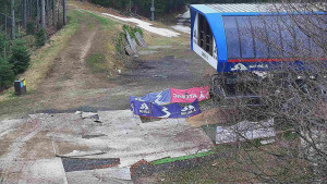 Skiareál Bílá - Lanovka - výstupní stanice - 14.4.2026 v 18:31 Skiareál Bílá - Lanovka - výstupní stanice - 14.4.2026 v 18:31
