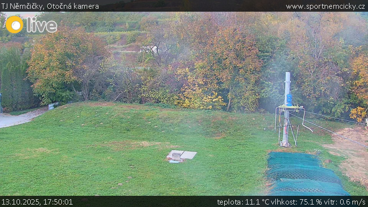 TJ Němčičky - Otočná kamera - 13.10.2025 v 17:50 TJ Němčičky - Otočná kamera - 13.10.2025 v 17:50