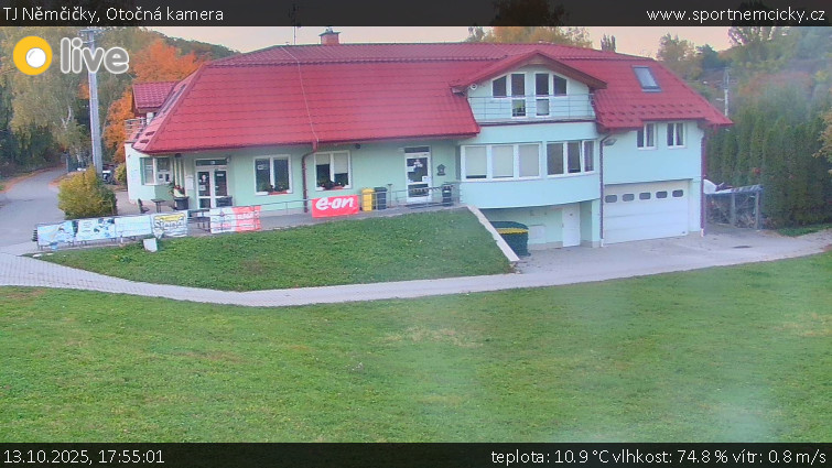 TJ Němčičky - Otočná kamera - 13.10.2025 v 17:55 TJ Němčičky - Otočná kamera - 13.10.2025 v 17:55